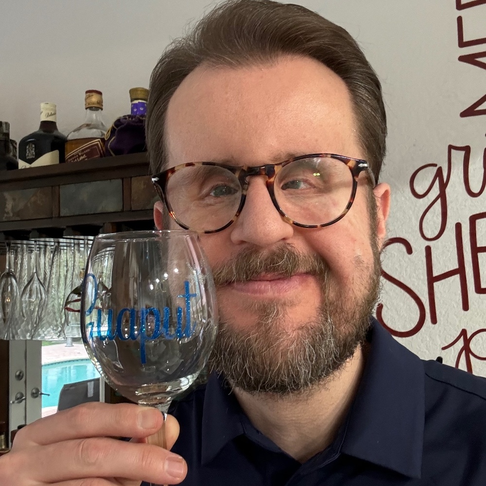 Meet your Posher, Nicholas